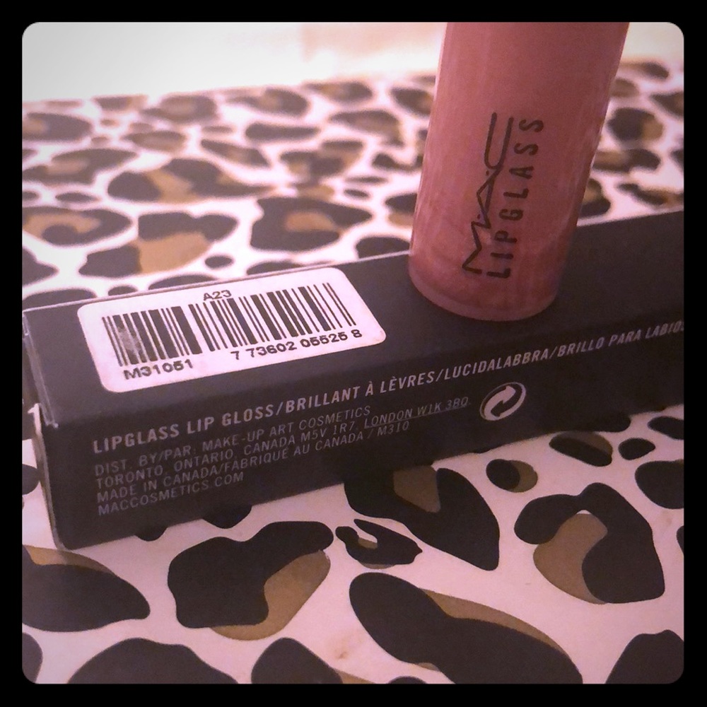 ⭐️MAC COSMETICS⭐️LTD⭐️LIPGLASS in “NYMPHETTE” - Picture 4 of 4